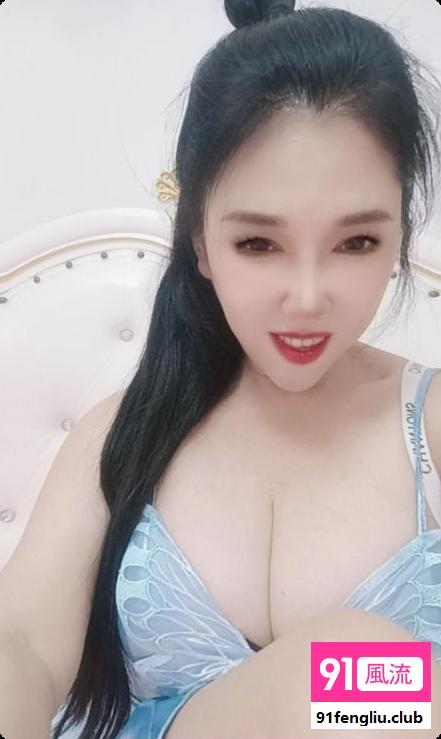 熟女姐大胸桔子姐